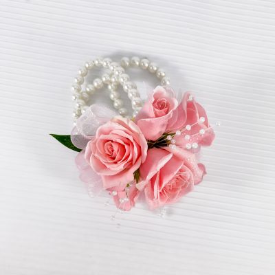 Coral Corsage & Bracelet :: Ashland Addison Florist Co.